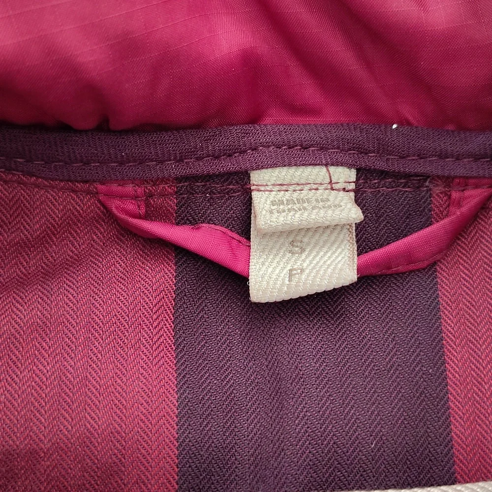 Burberry red jacket size Small - Picture 13 of 14
